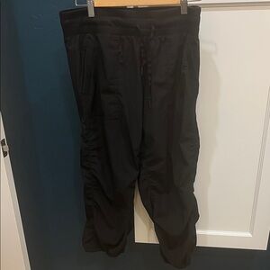 Kyodan capri length nylon joggers